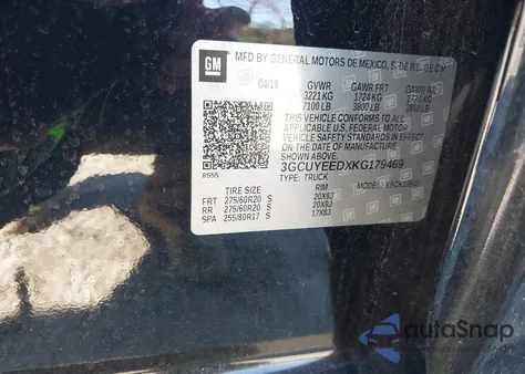 2019 Chevrolet Silverado K1500 Rst z USA, uszkodzony, nr VIN 3GCUYEEDXKG179469